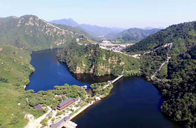 美的長城、蓮花池-慕